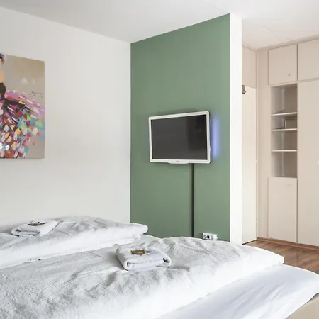 Geraeumiges City-wohnen In Dueren Апартаменты